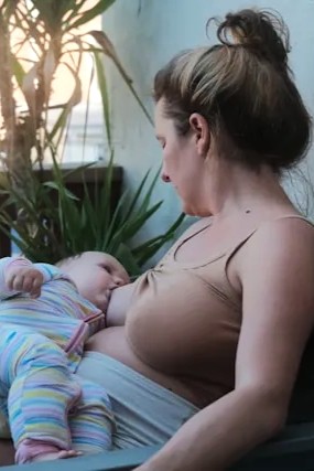 Newborn Baby Feeding Essentials