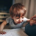 How to handle when baby cries when mom/dad leaves Featured image