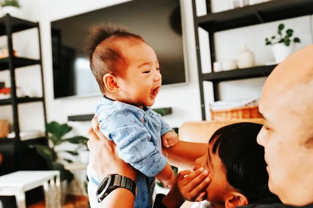 Baby’s language + Emotional growth Expert Tips for Encouraging Growth Featured image