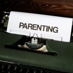 Traditional parenting VS Gentle parenting Featured image